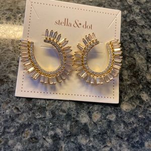 Stella and Dot Baguette Blitz earrings